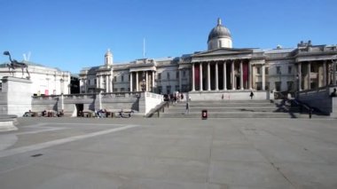 Trafalgar Meydanı, Ulusal Galeri, Londra