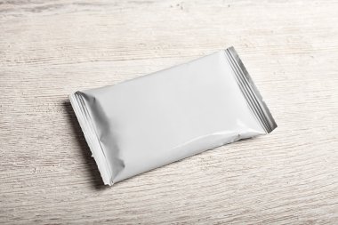 Beyaz snack gıda paketi mockup