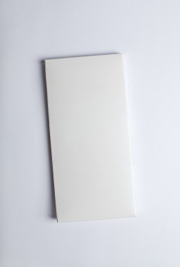 Beyaz çikolata paketi mockup bar