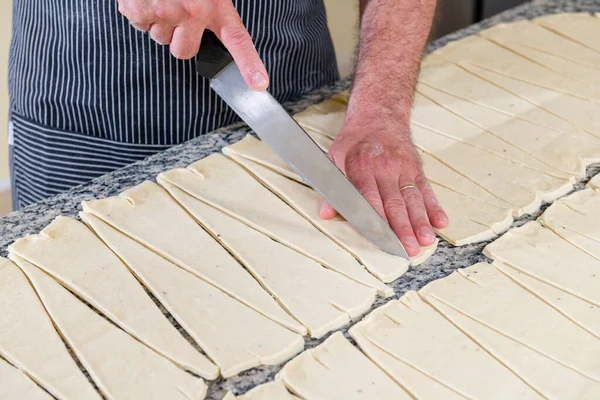 Fasi Preparazione Pasticcere Prepara Croissant Marmellata Pasticceria — Foto Stock