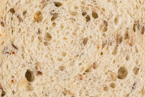 Різати хліб крупним планом — стокове фото