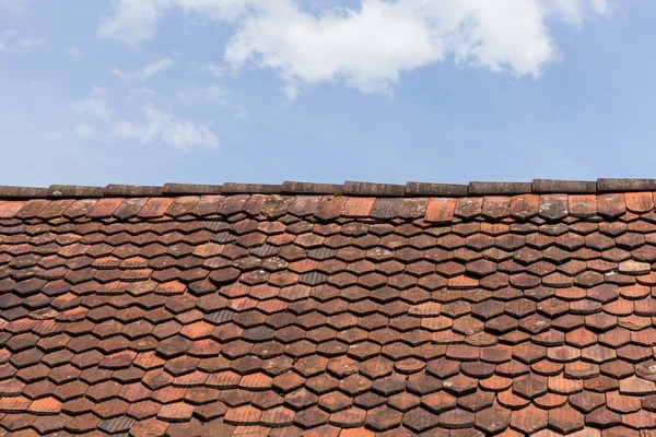 Velho telhado telhas fundo — Fotografia de Stock