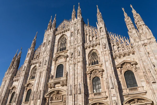 Duomo domkirke i Milano Italia – stockfoto