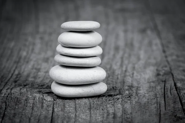 Pyramid of zen stones — Stock Photo, Image