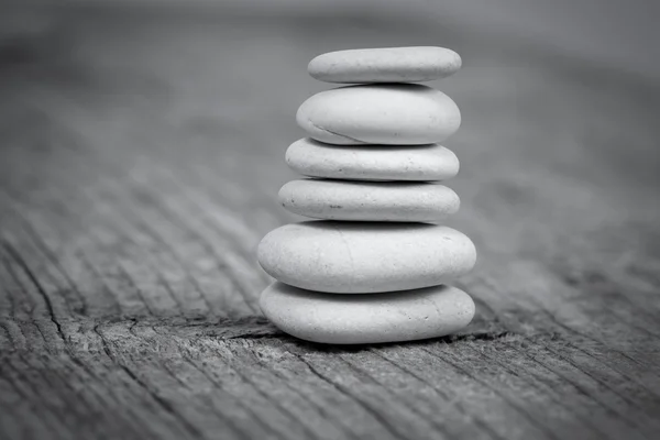 Pyramid of zen stones — Stock Photo, Image