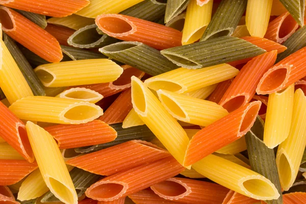 Paste Colorate Pentru Penne Tomate Spanac Paste Grâu Format Orizontal — Fotografie, imagine de stoc