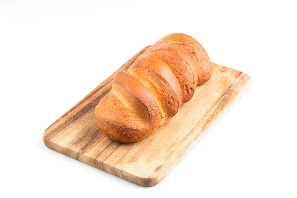 Pão Pão Uma Tábua Corte Madeira Isolada Branco — Fotografia de Stock