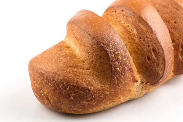 Świeży Pieczony Tradycyjny Chleb Białym Tle — Zdjęcie stockowe
