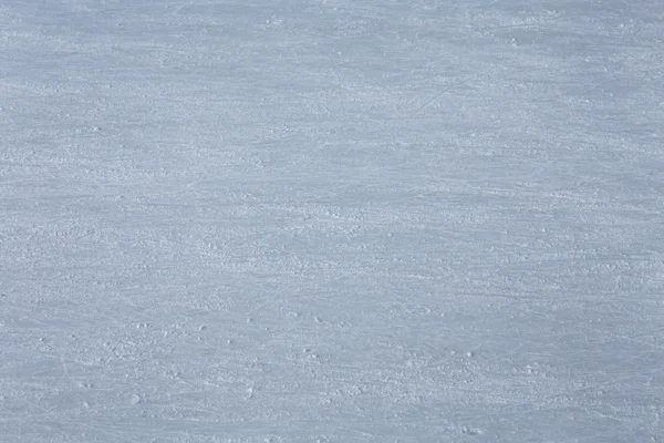 Eisfläche mit Spuren von Schlittschuhen — Stockfoto