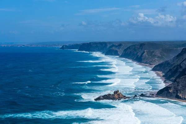 Atlantik vom torre de aspa aussichtspunkt in algarve, portugal — Stockfoto