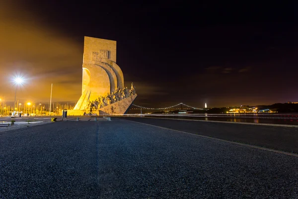 Padrao dos Descobrimentos, Lisbona, Portogallo, di notte — Foto Stock