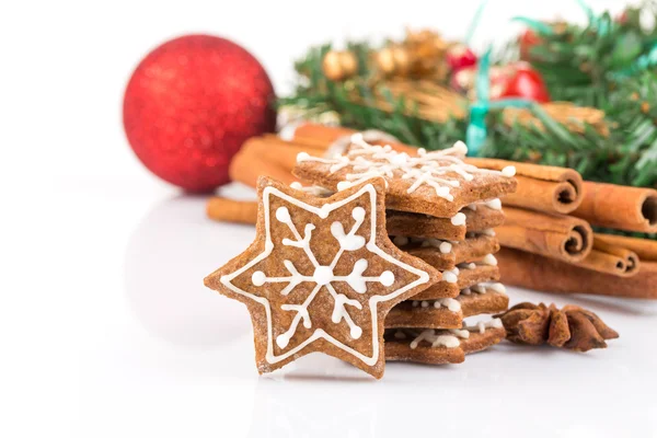 Biscotti di pan di zenzero di Natale a forma di stella — Foto Stock