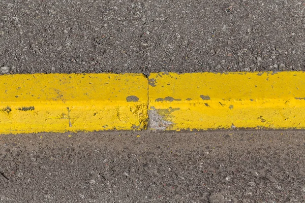 Bordo di pietra marciapiede giallo — Foto Stock