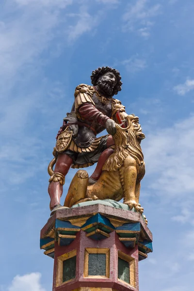 Estátua da Fonte de Sansão em Berna, Suíça — Fotografia de Stock