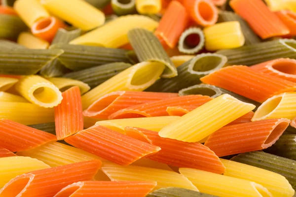 Pasta de penne de tres colores — Foto de Stock