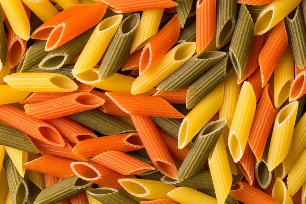 Macarrão penne três cores — Fotografia de Stock