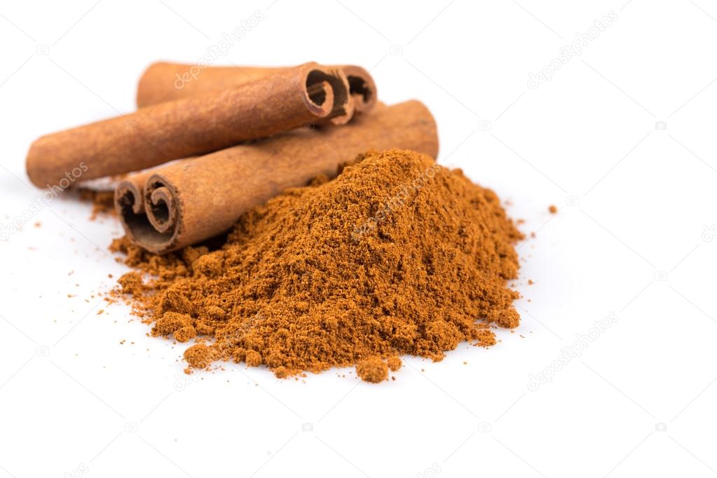 cinnamon sticks with powder