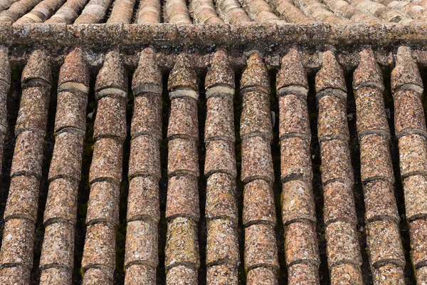 Fond de vieilles tuiles de toit — Photo