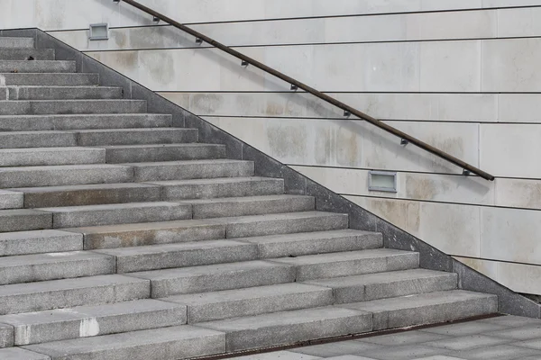 Concrete stairway to building — Stock Photo, Image