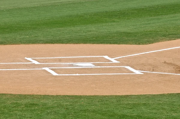 Home plate do campo de beisebol — Fotografia de Stock