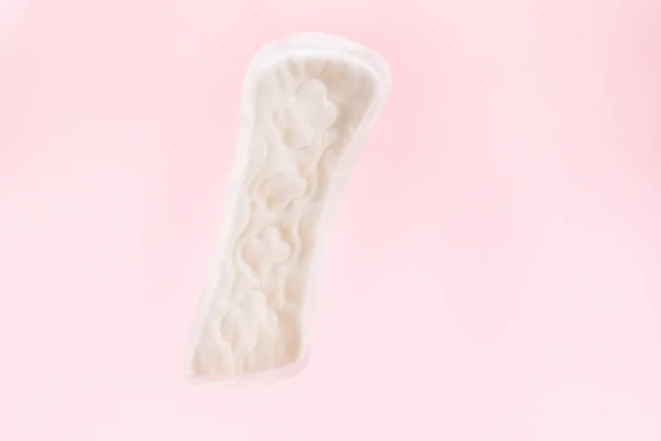 Serviette Oder Damenbinden Für Intimhygiene Auf Rosa Hintergrund — Stockfoto