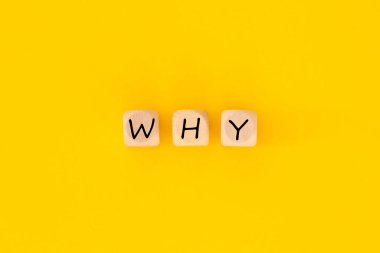 Neden sarı arka planda olduğu. İş konsepti