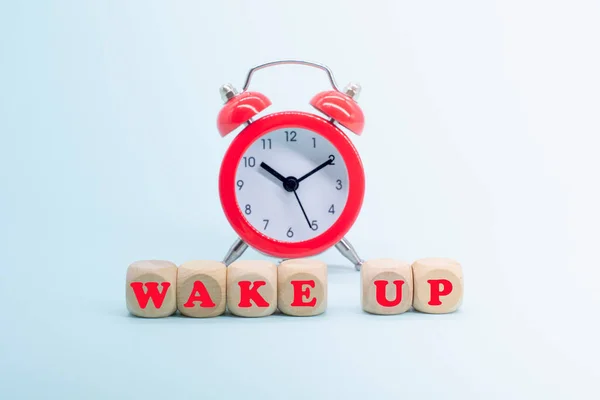 Red Alarm Clock Wooden Cubes Text Wake — Stock Photo, Image