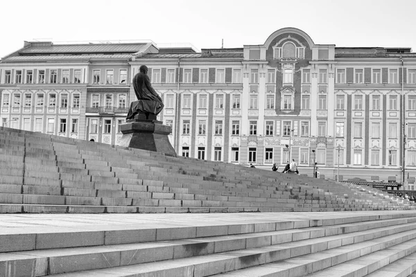 Moscow Russia July 2021 Lenin Library Moscow Russia Monument Fyodor — Stock Photo, Image