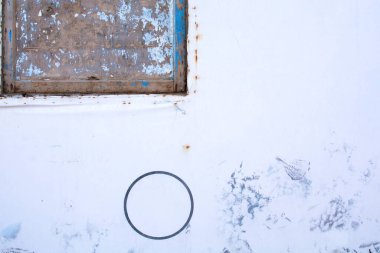 Hurghada, Mısır 'da eski bir binada pencere.