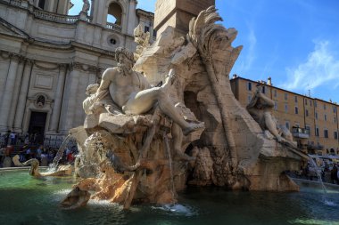 Detaylı Piazza Navona görünümü