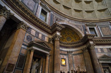 Pantheon iç görünümü