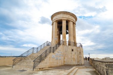 kuşatma bell Anıtı