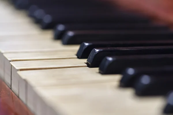 Vecchia vista pianoforte — Foto Stock
