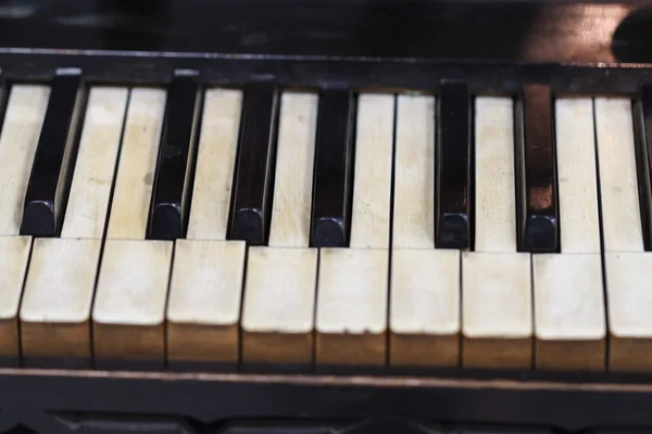 Παλιό πιάνο προβολή — Φωτογραφία Αρχείου
