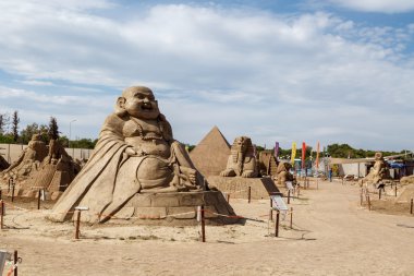 Mitolojik Karakter Heykeli