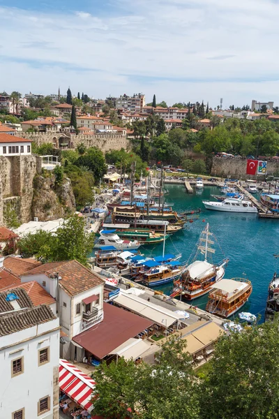 Blick auf die Marina Antalya — Stockfoto