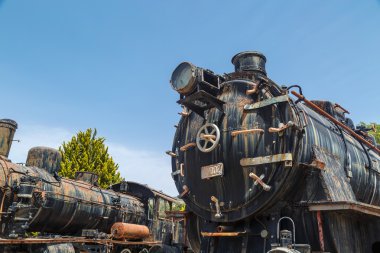 Rusty tren lokomotifi