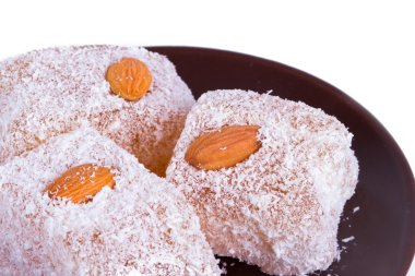 Kahverengi kase Türk lokumu