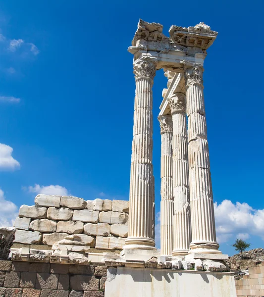 Traianus chrám v Pergamském — Stock fotografie