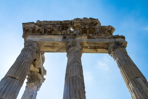 Tempel av Trajanus i Pergamon — Stockfoto