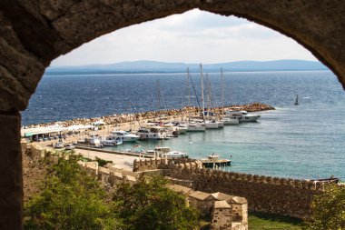 Bozcaada Kalesi'nin pencere
