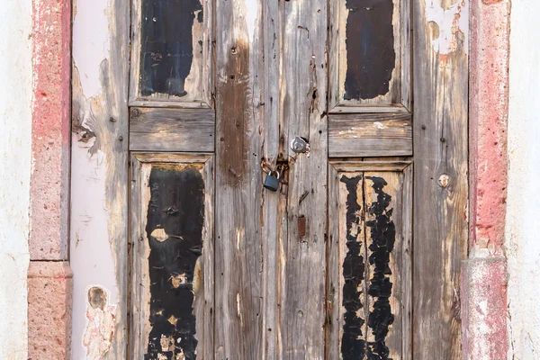 旧建筑物的门 — 图库照片