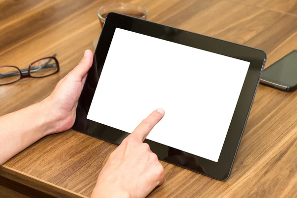 Mujer usando tableta con pantalla en blanco —  Fotos de Stock