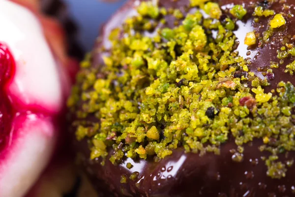 Detalle de Pastel de Chocolate con Partículas de Pistacho —  Fotos de Stock