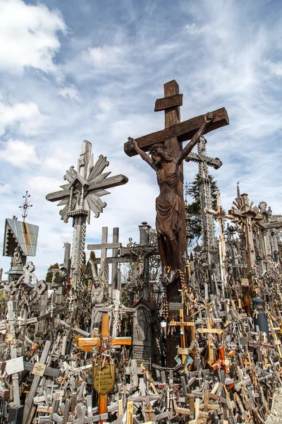 Кресты с распятием на кресте — стоковое фото