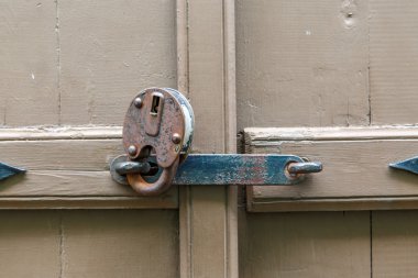 Asma kilit görünümü