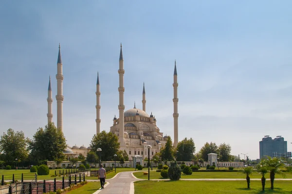 Sabanci Mosque on Blue Sky — Stock Photo, Image