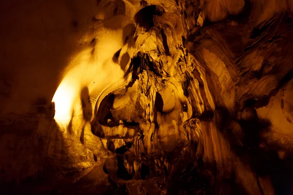 Caverna escondida em Alanya — Fotografia de Stock