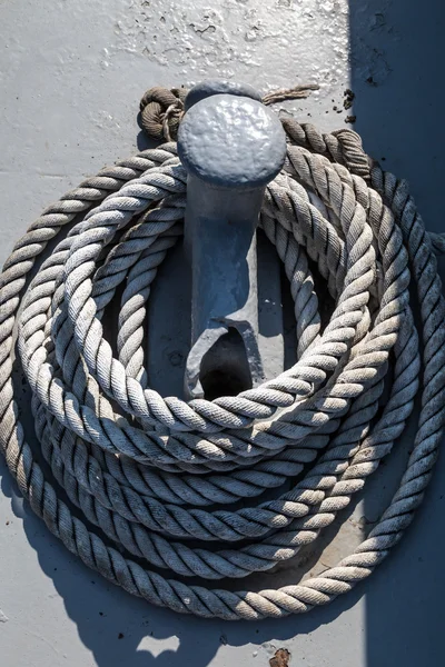 船上のロープの写真 — ストック写真