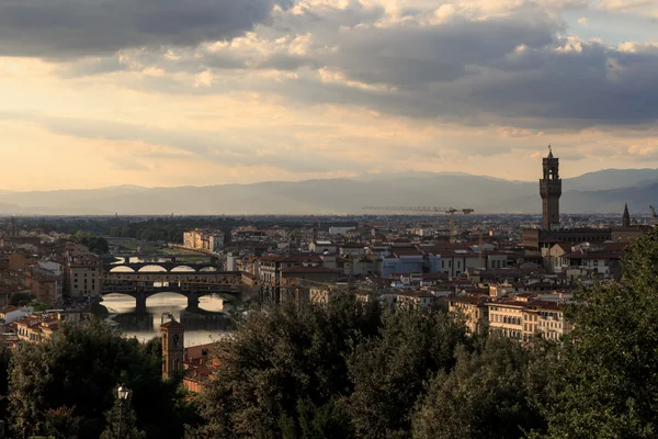 Florença Vista com Arno River — Fotografia de Stock